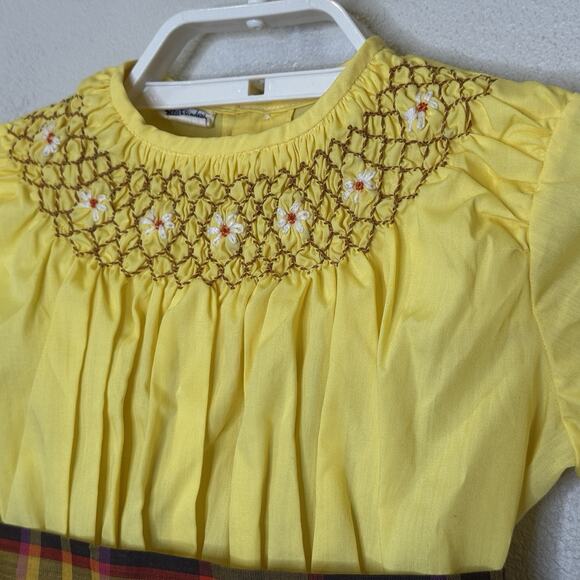 Polly Finders Hand Smocked Girls Dress Size 6X Yellow w/ Plaid Skirt Long Sleeve - Picture 2 of 9